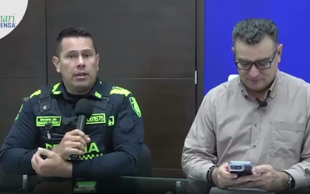 EL PRIMER POLICÍA DEL PUEBLO SE BURLA DE LA POLICÍA acciones del ALCALDE CAMILO ABRIL (RA).