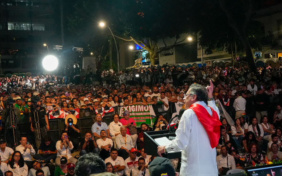 TENEMOS QUE PONERNOS EN MODO CONSTITUYENTE: presidente Gustavo Petro