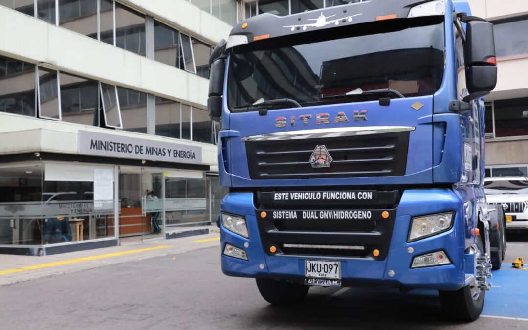 NUEVO COMBUSTIBLE PARA TRACTOCAMIONES en Colombia: el HIDRÓGENO